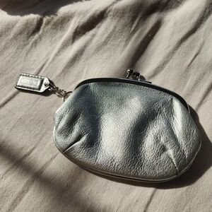 Vintage Coach Y2k Kisslock Coin Pouch